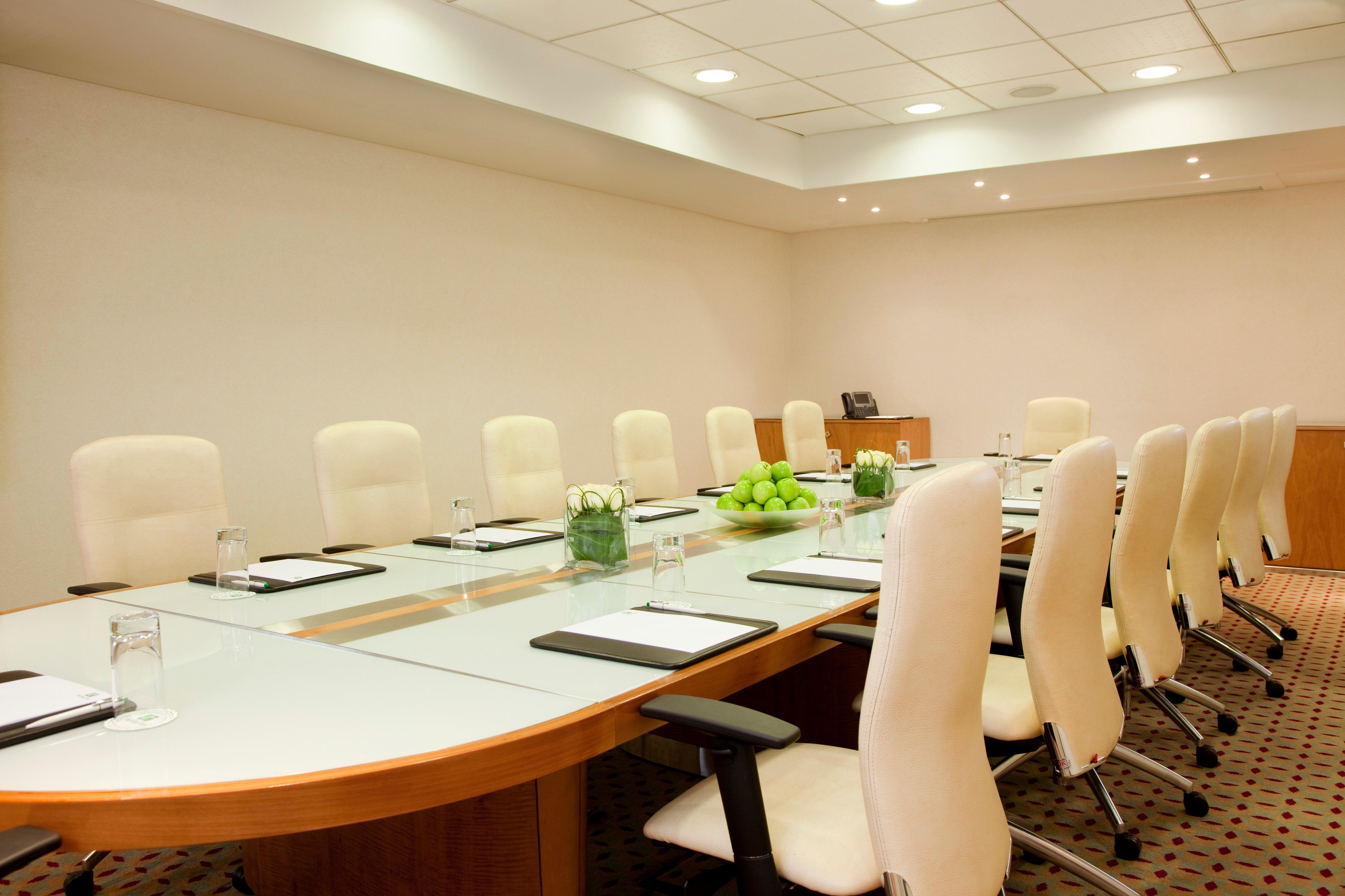 Holiday Inn Citystars By Ihg El El Cairo Exterior foto A boardroom
