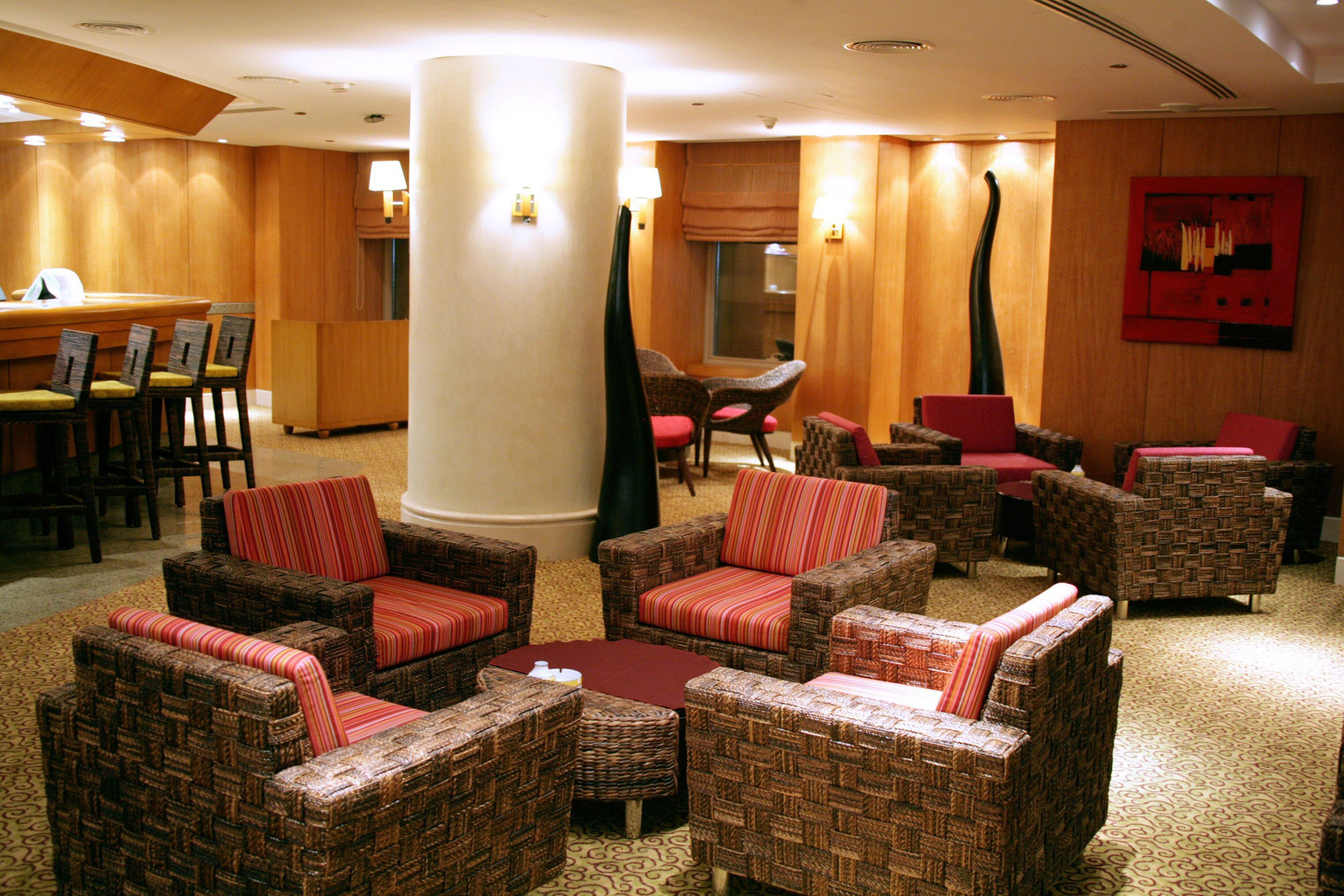 Holiday Inn Citystars By Ihg El El Cairo Exterior foto The lounge at the airport