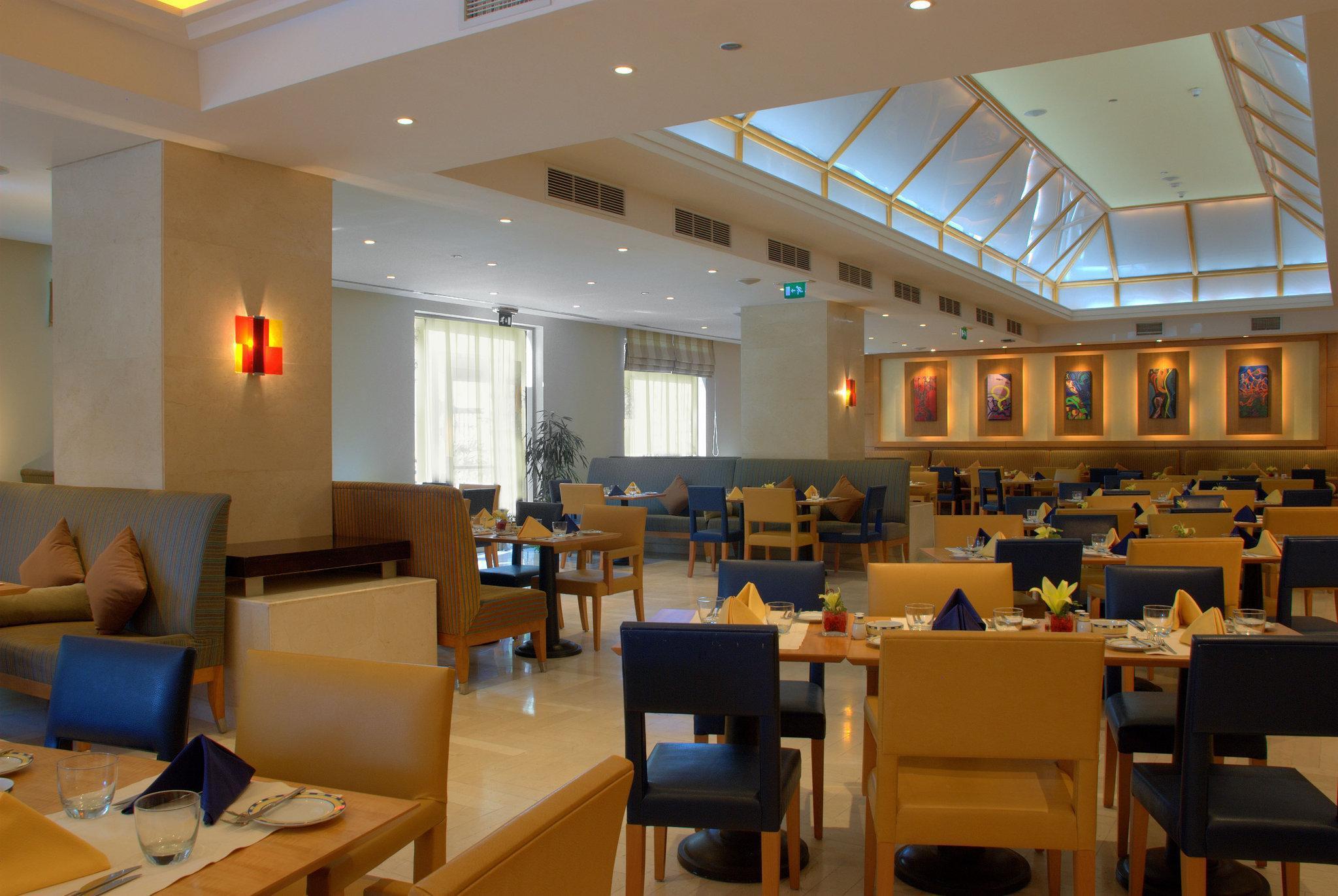 Holiday Inn Citystars By Ihg El El Cairo Exterior foto The restaurant