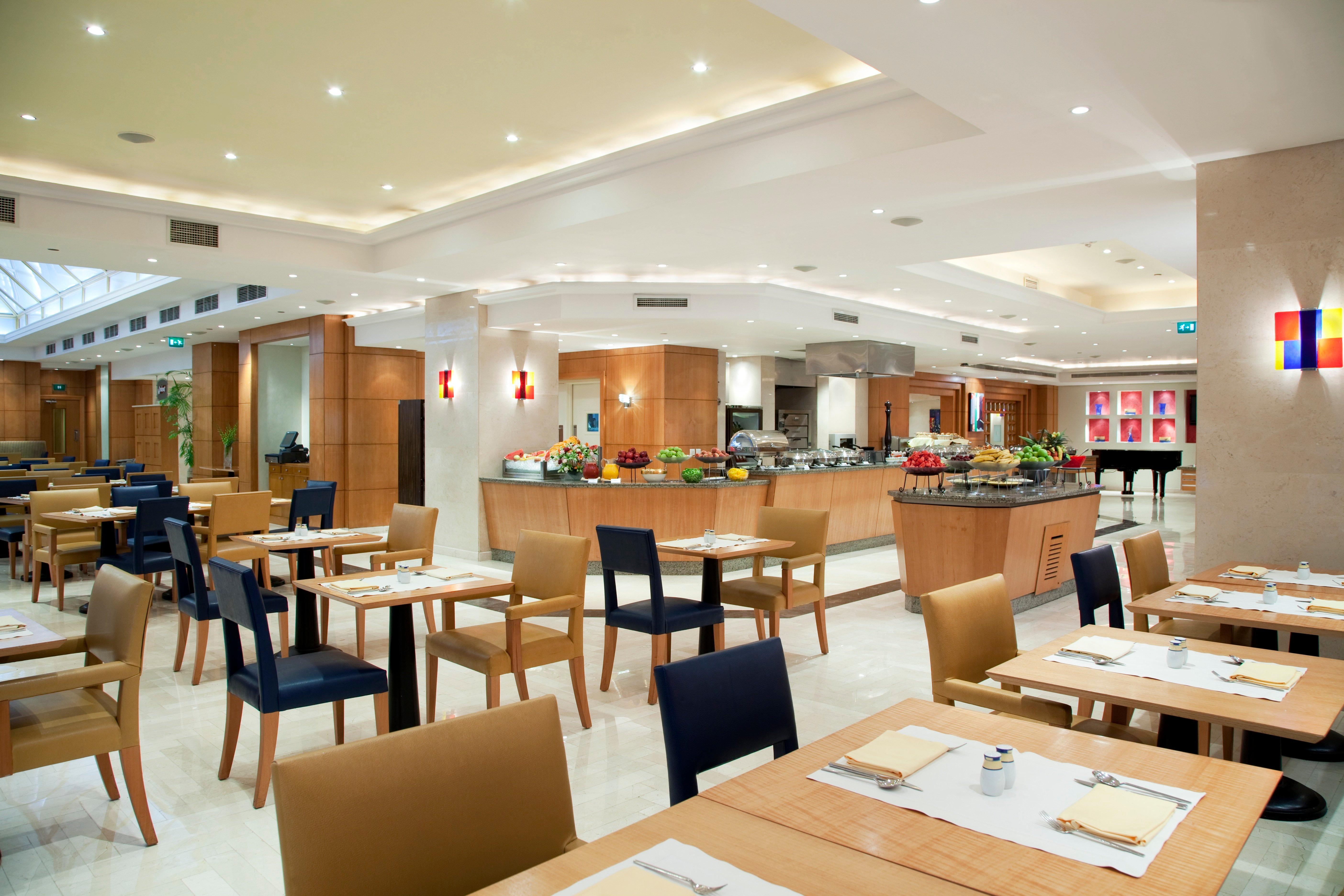Holiday Inn Citystars By Ihg El El Cairo Exterior foto The restaurant