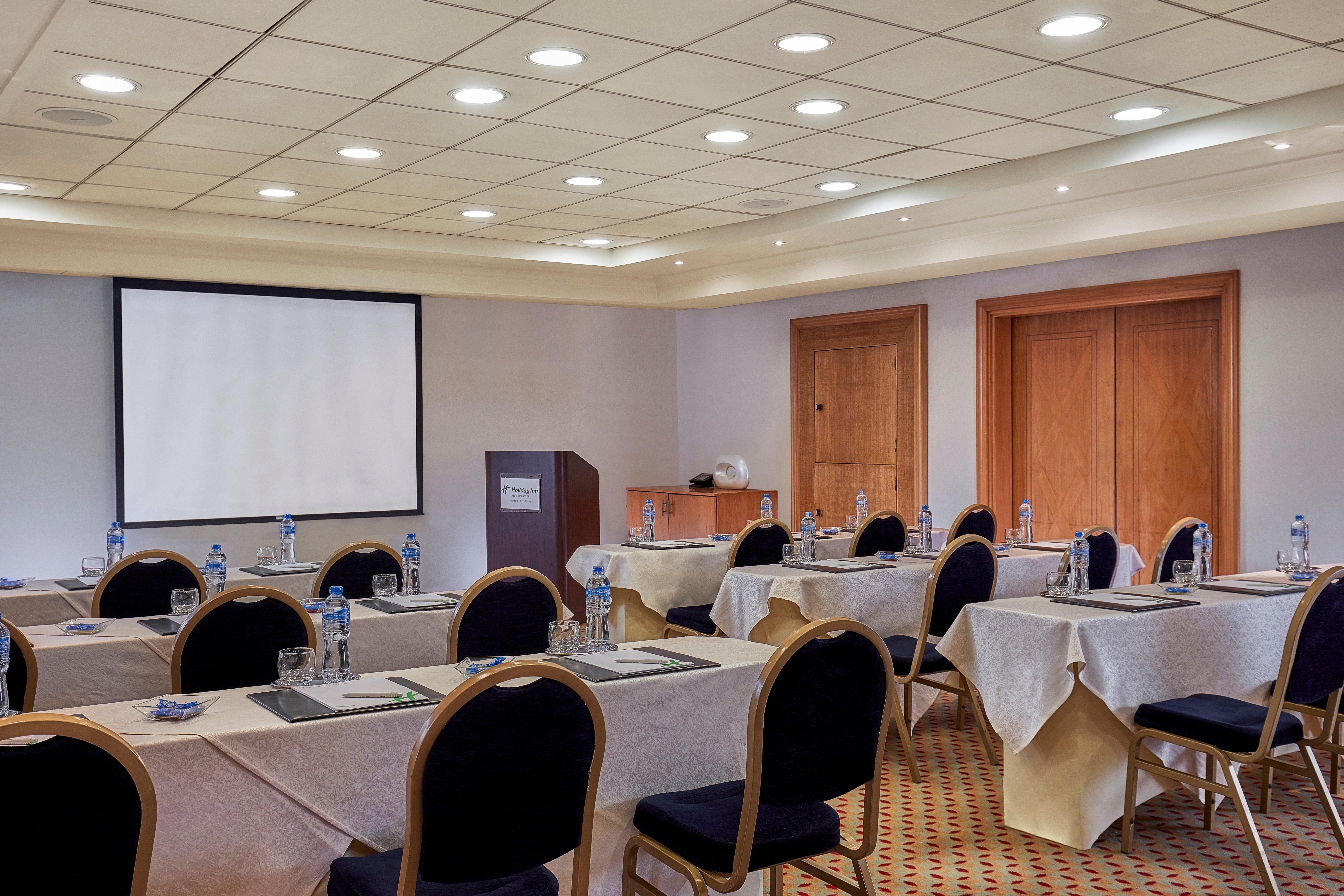 Holiday Inn Citystars By Ihg El El Cairo Exterior foto Meeting room